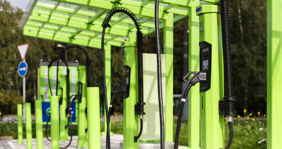 Neste_elektrilaadija Neste_elektrilaadija